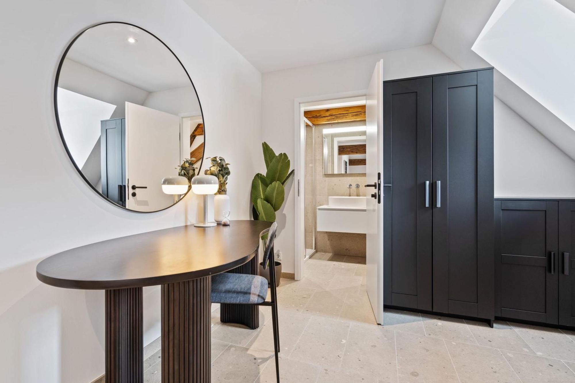 Elegant Clausen Apartment With King Bed & Wifi ลักเซมเบิร์ก ภายนอก รูปภาพ