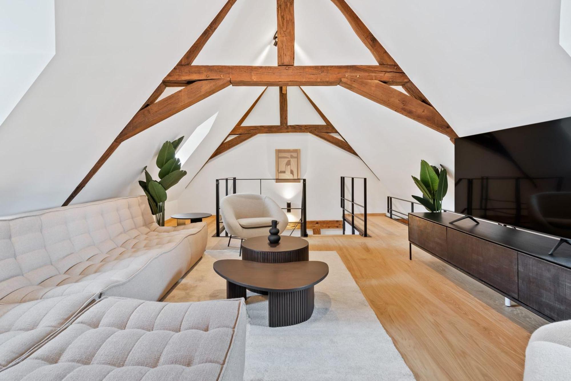 Elegant Clausen Apartment With King Bed & Wifi ลักเซมเบิร์ก ภายนอก รูปภาพ