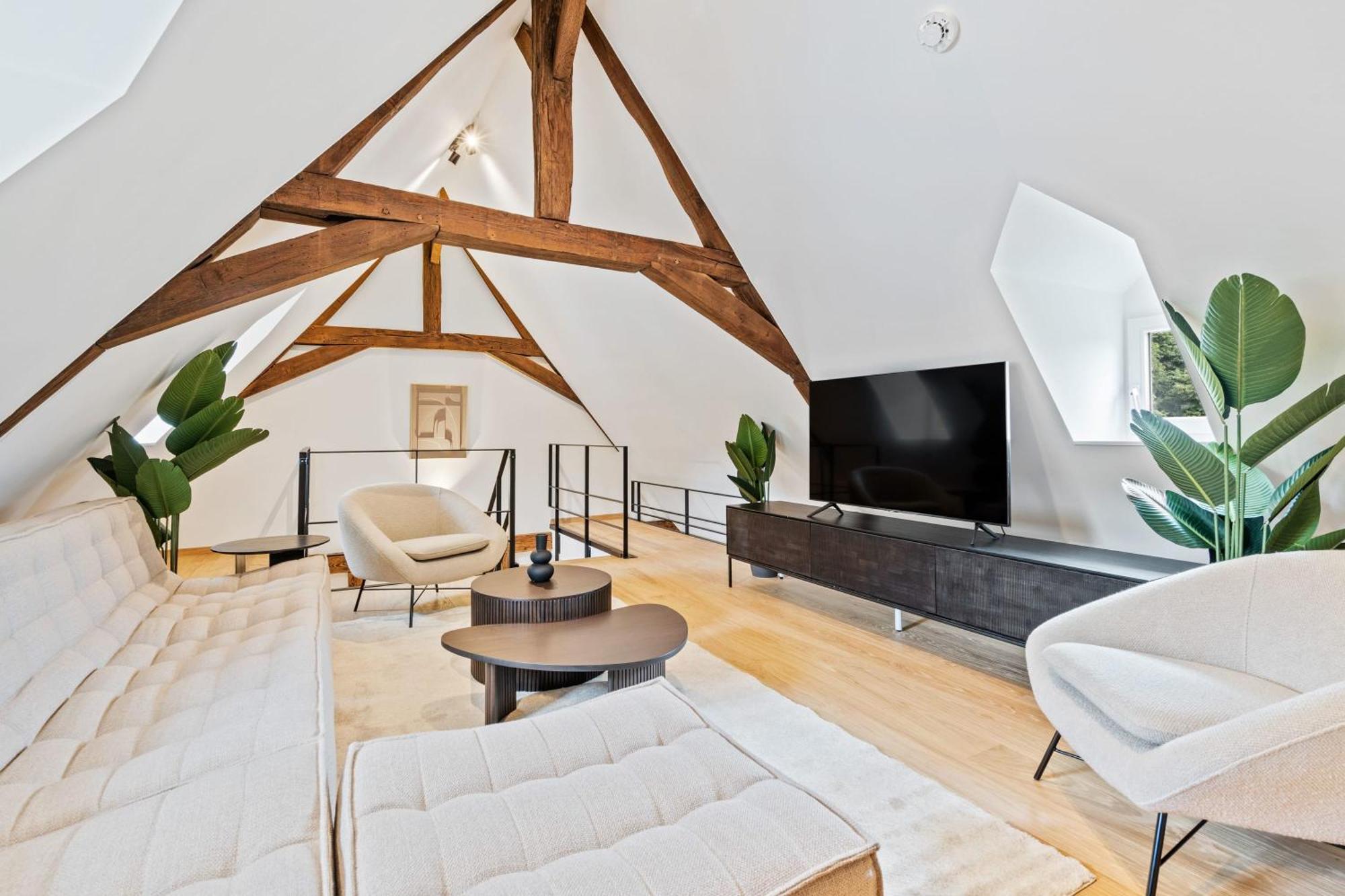 Elegant Clausen Apartment With King Bed & Wifi ลักเซมเบิร์ก ภายนอก รูปภาพ