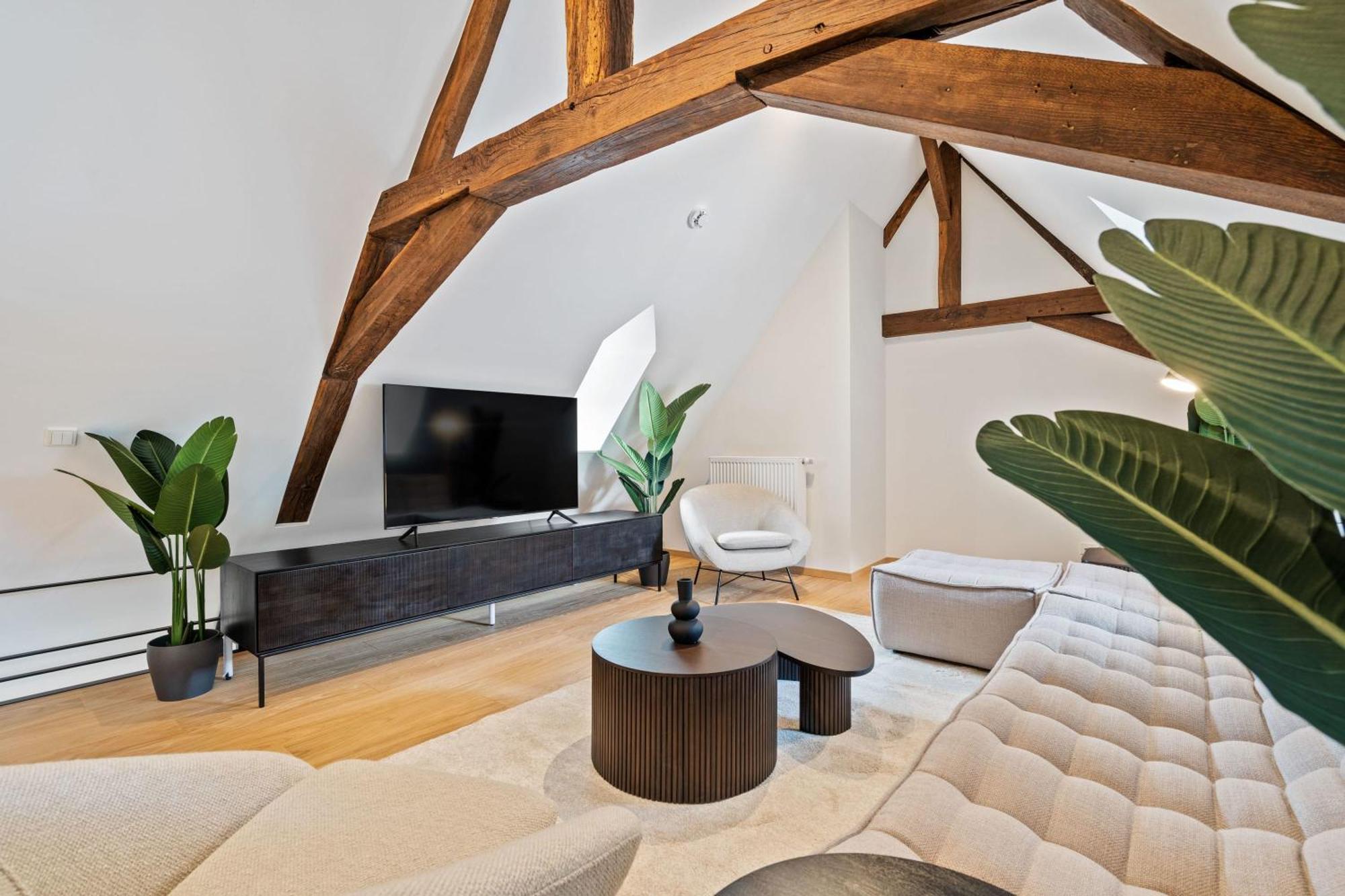Elegant Clausen Apartment With King Bed & Wifi ลักเซมเบิร์ก ภายนอก รูปภาพ